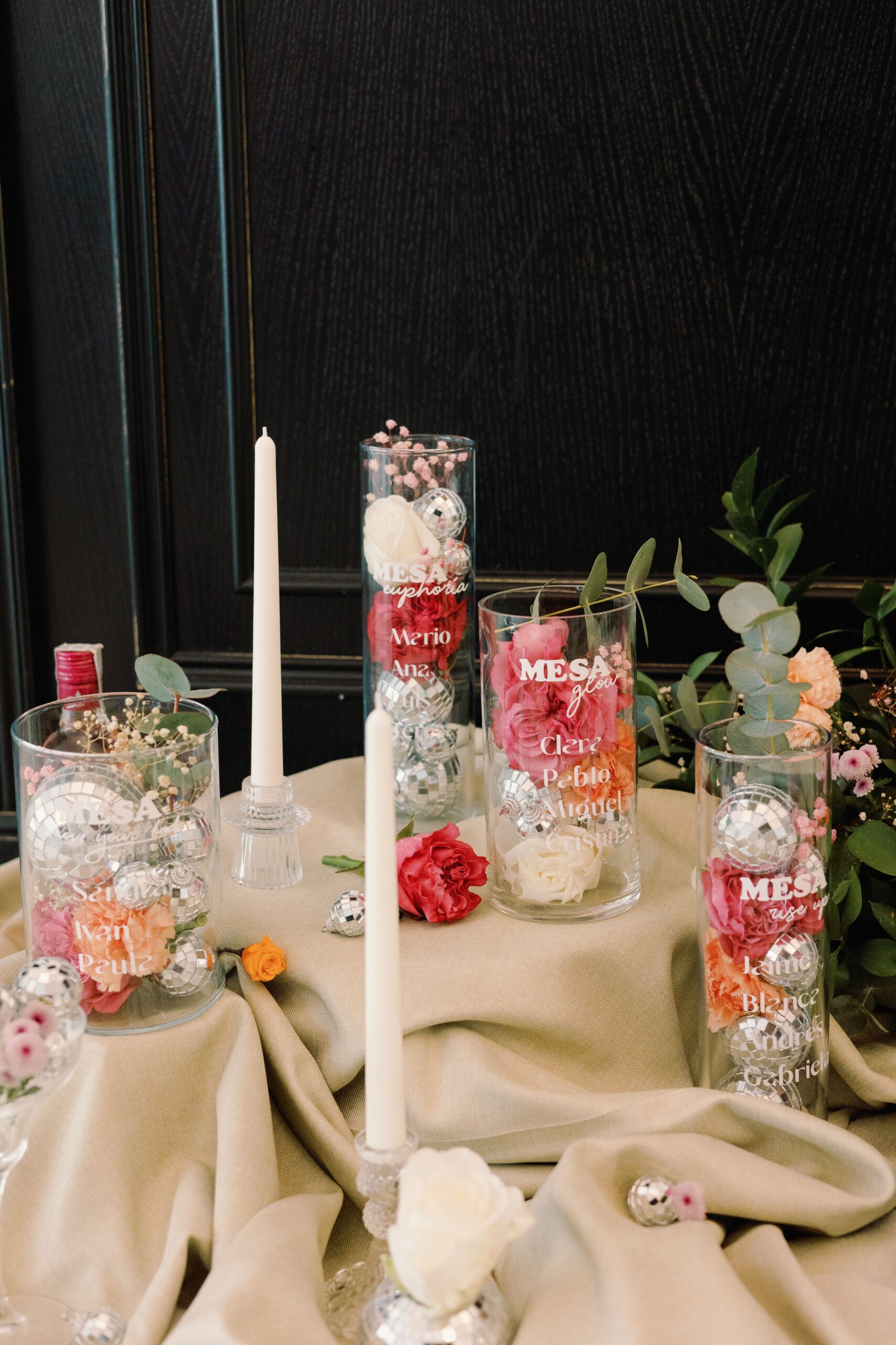 el-broche-final_decoracion-bodas_eventos_españa_madrid_tienda-online_decoracion-seatting-plan-personalizado_ seatting-plan-floral_seatting-plan-original