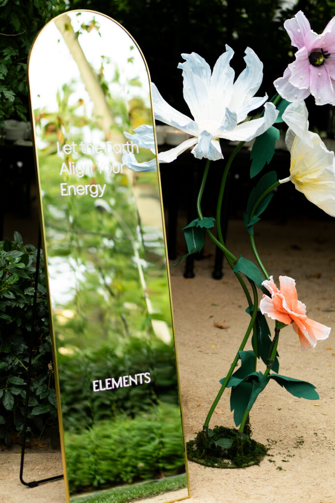 Decoración de bodas, tendencias del 2025, flores gigates